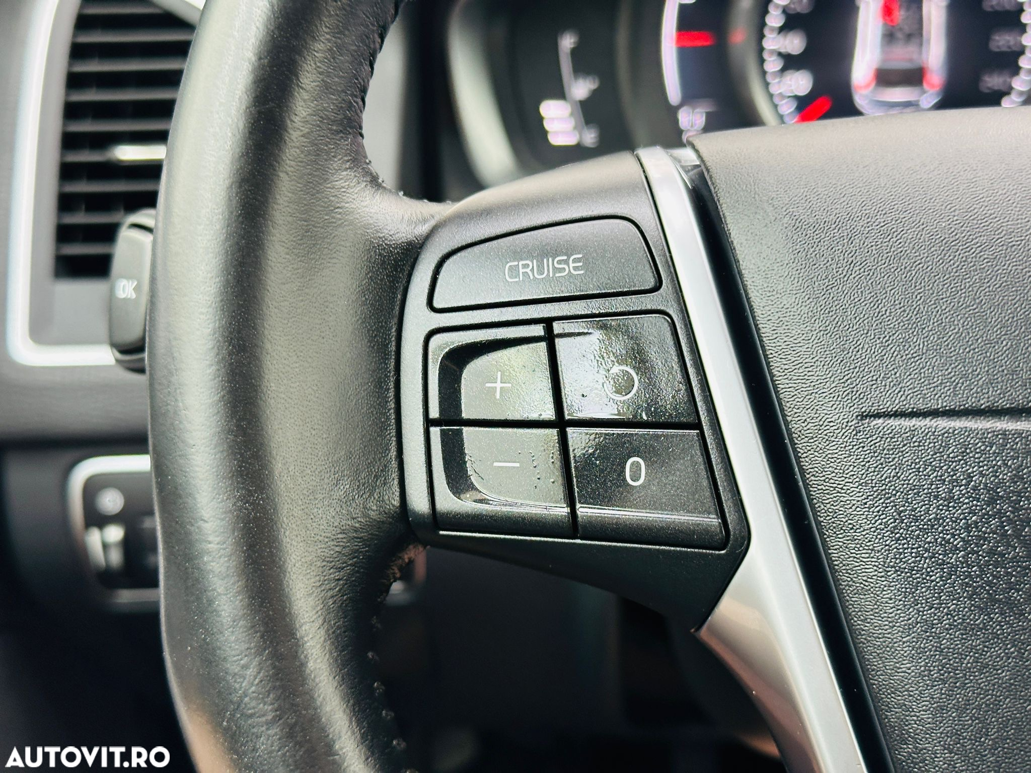 Volvo XC 60 - 35