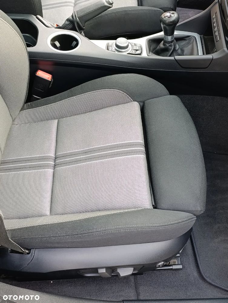 BMW X1 xDrive20i xLine - 20