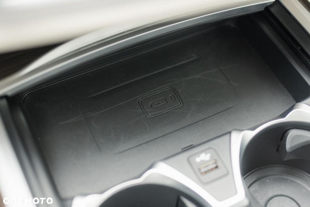 BMW Seria 7 730Ld xDrive mHEV - 29