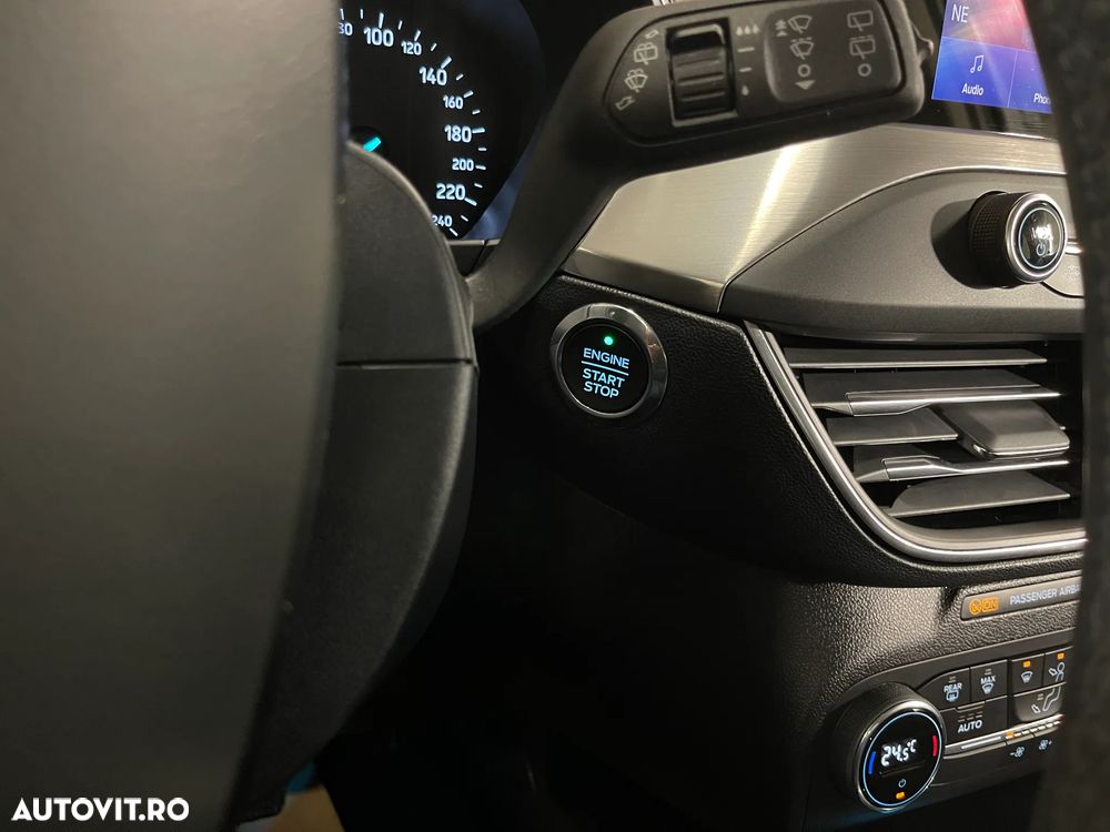 Ford Focus 1.5 EcoBlue Titanium Business - 21