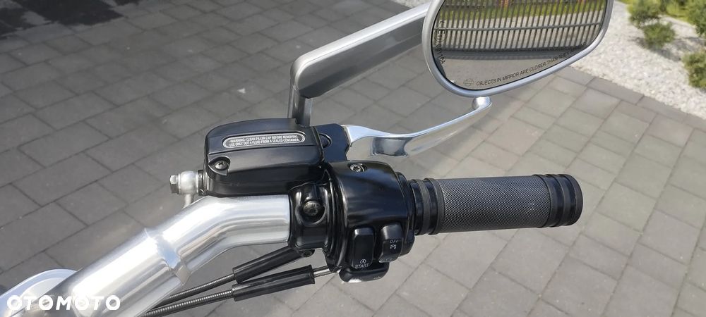 Harley-Davidson V-Rod Muscle - 23