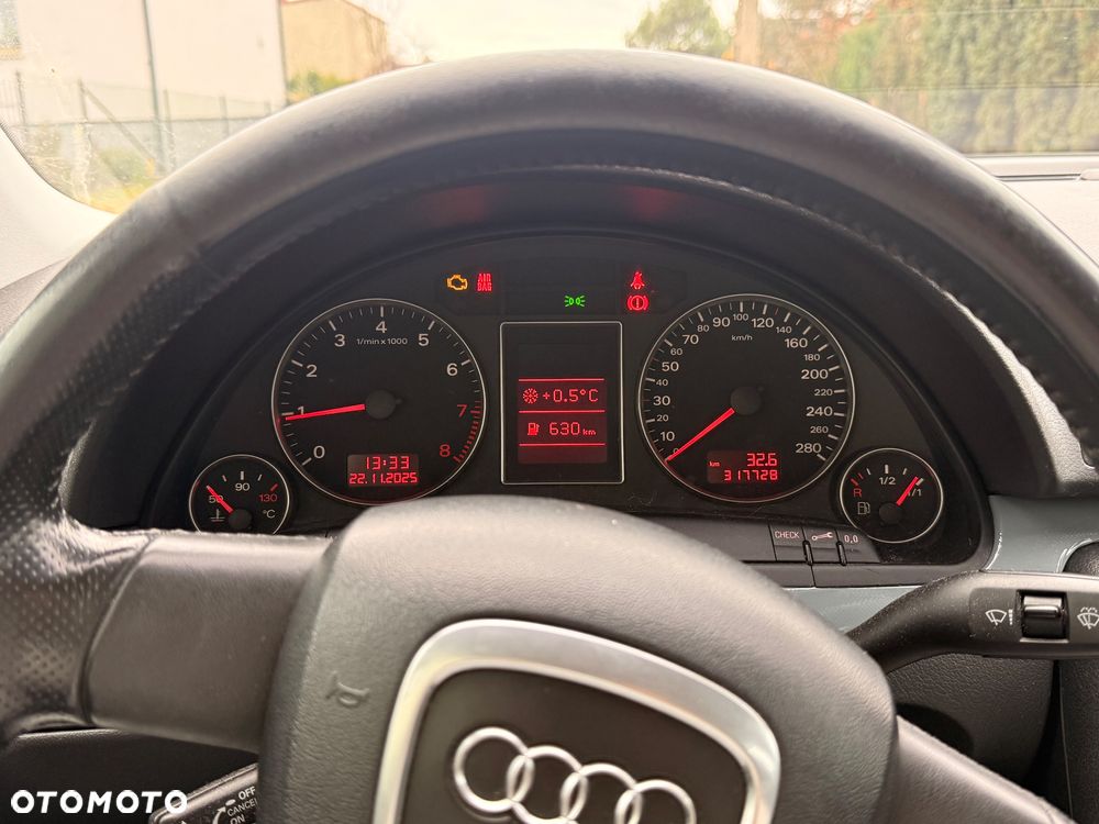 Audi A4 Limousine 2.0T FSI Quattro - 7