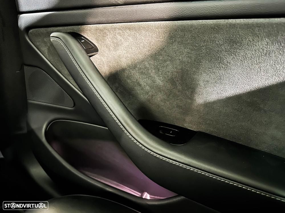 Tesla Model 3 Performance Dual Motor AWD - 25