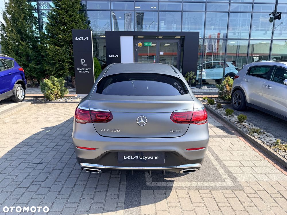 Mercedes-Benz GLC 200 4-Matic - 4
