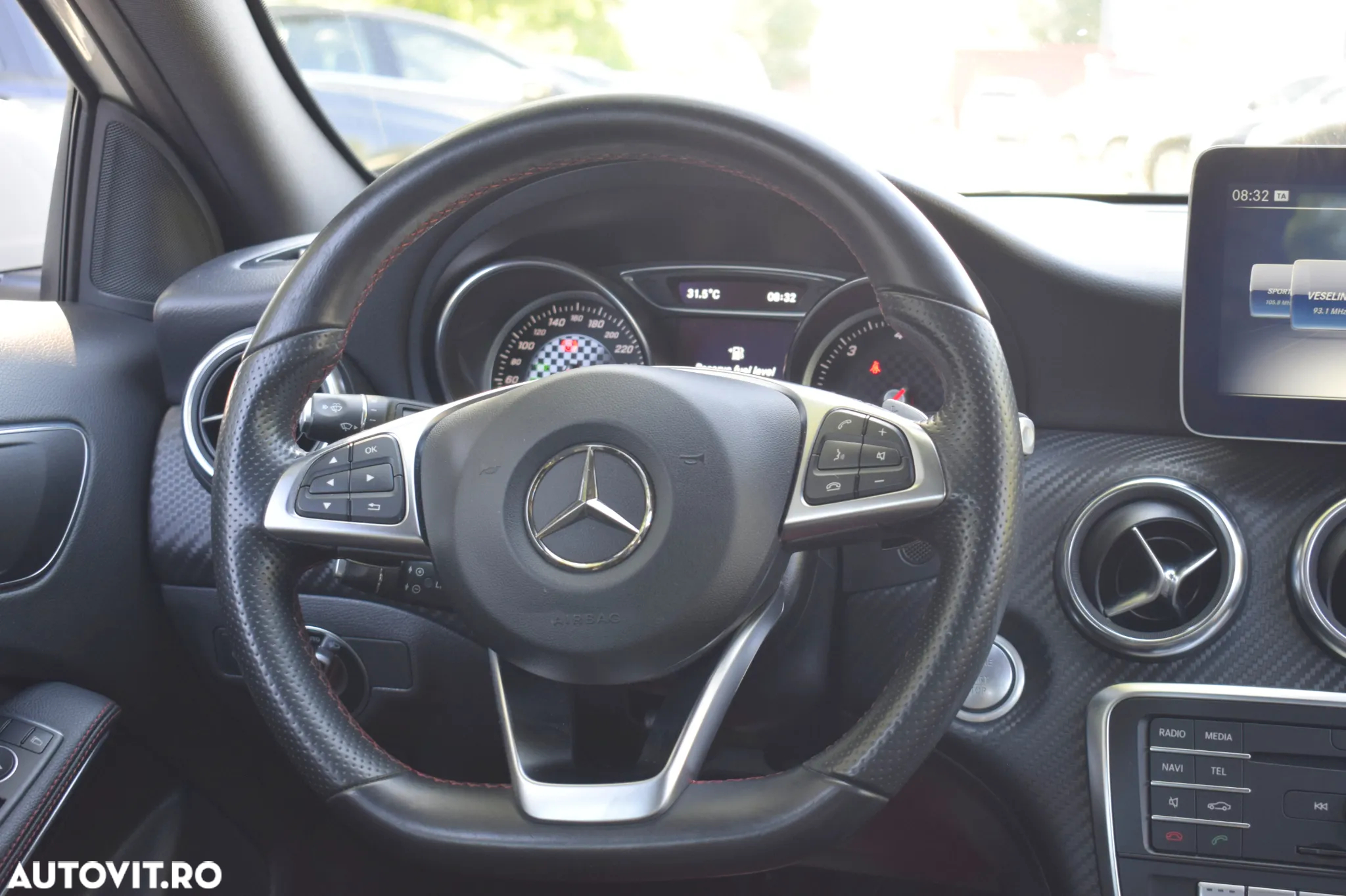 Mercedes-Benz A - 17