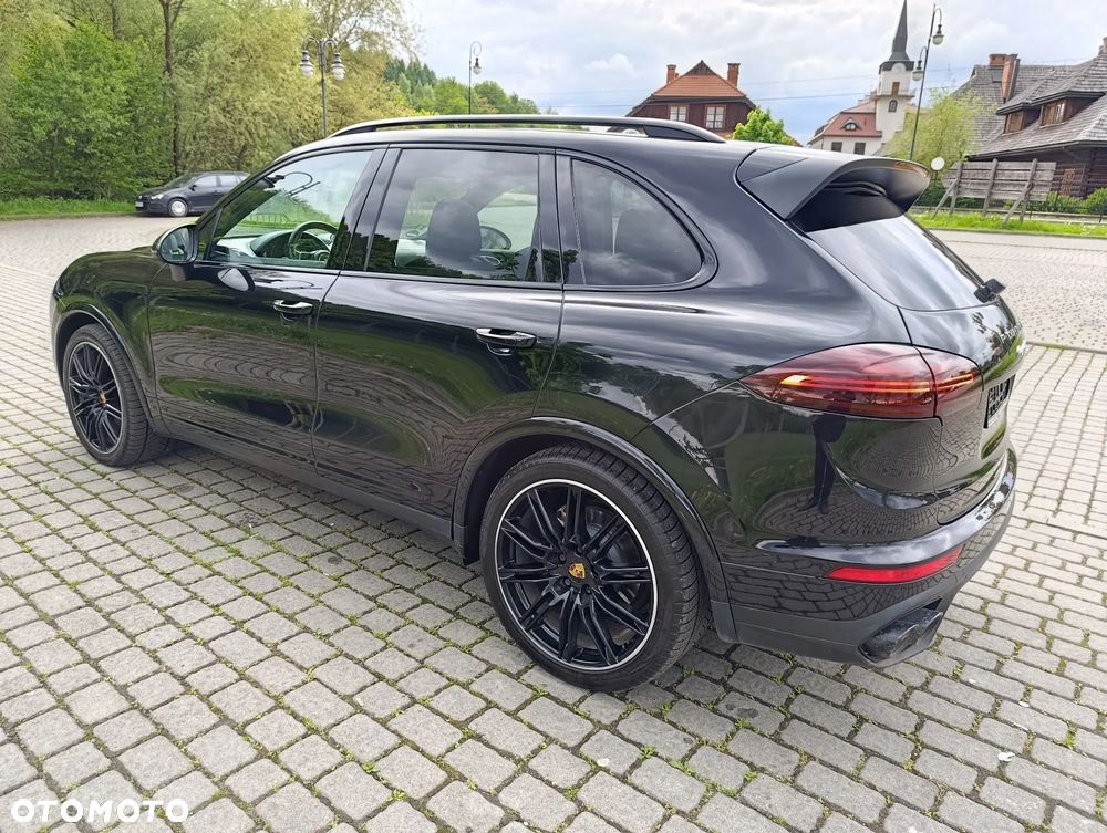 Porsche Cayenne S Platinum Edition - 11