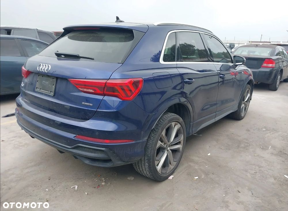 Audi Q3 45 TFSI Quattro S tronic - 4