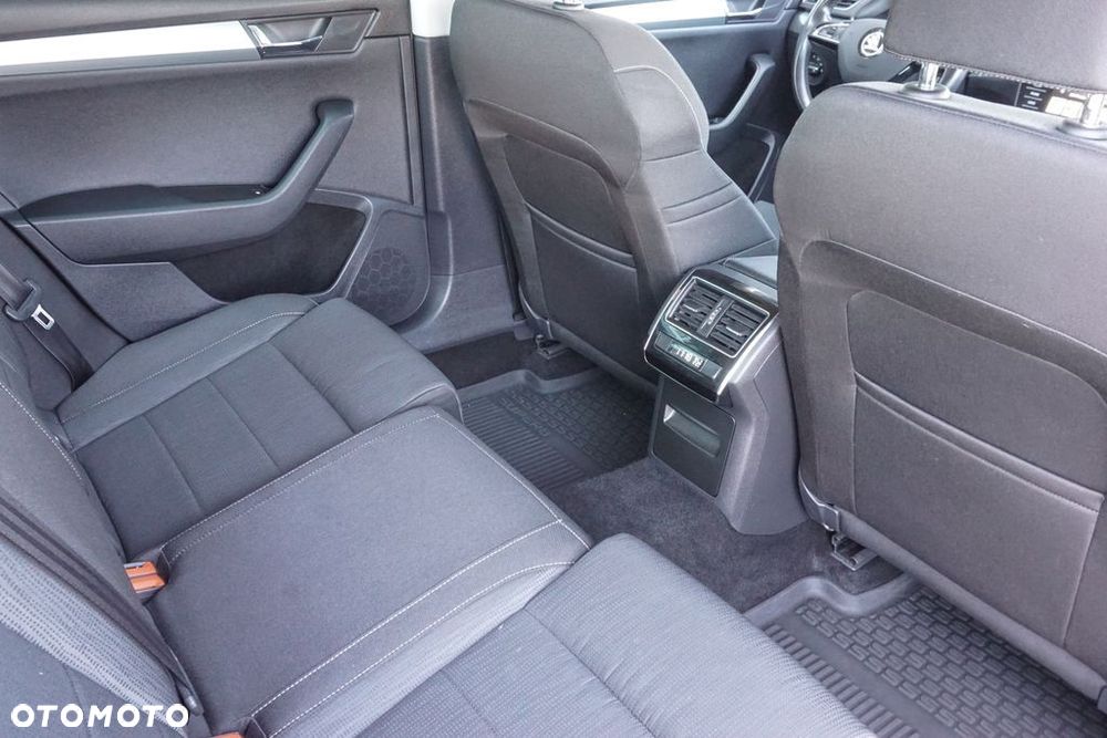 Skoda Superb 2.0 TDI Ambition - 15