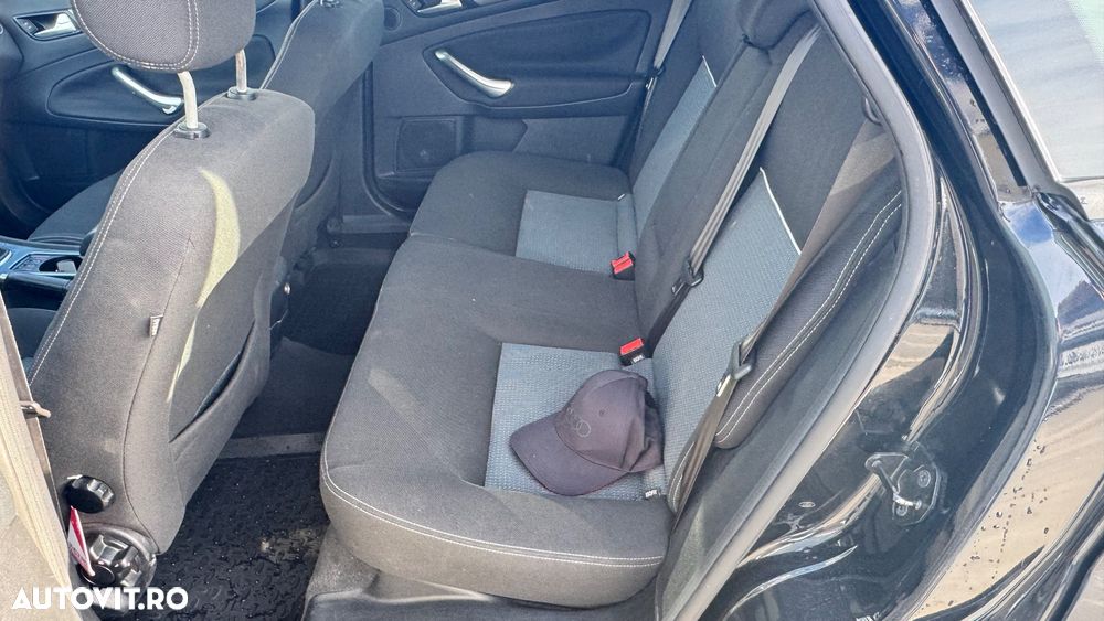 Ford Mondeo 2.0 TDCI Titanium - 15