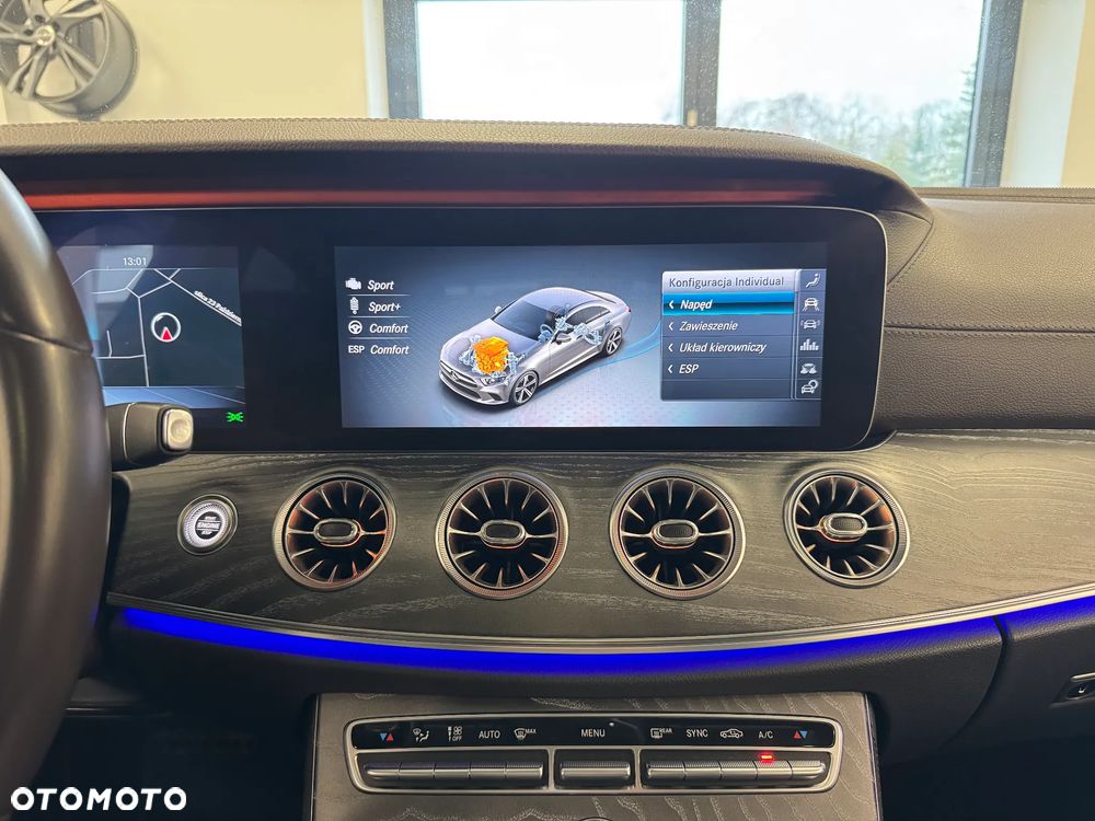 Mercedes-Benz CLS - 25