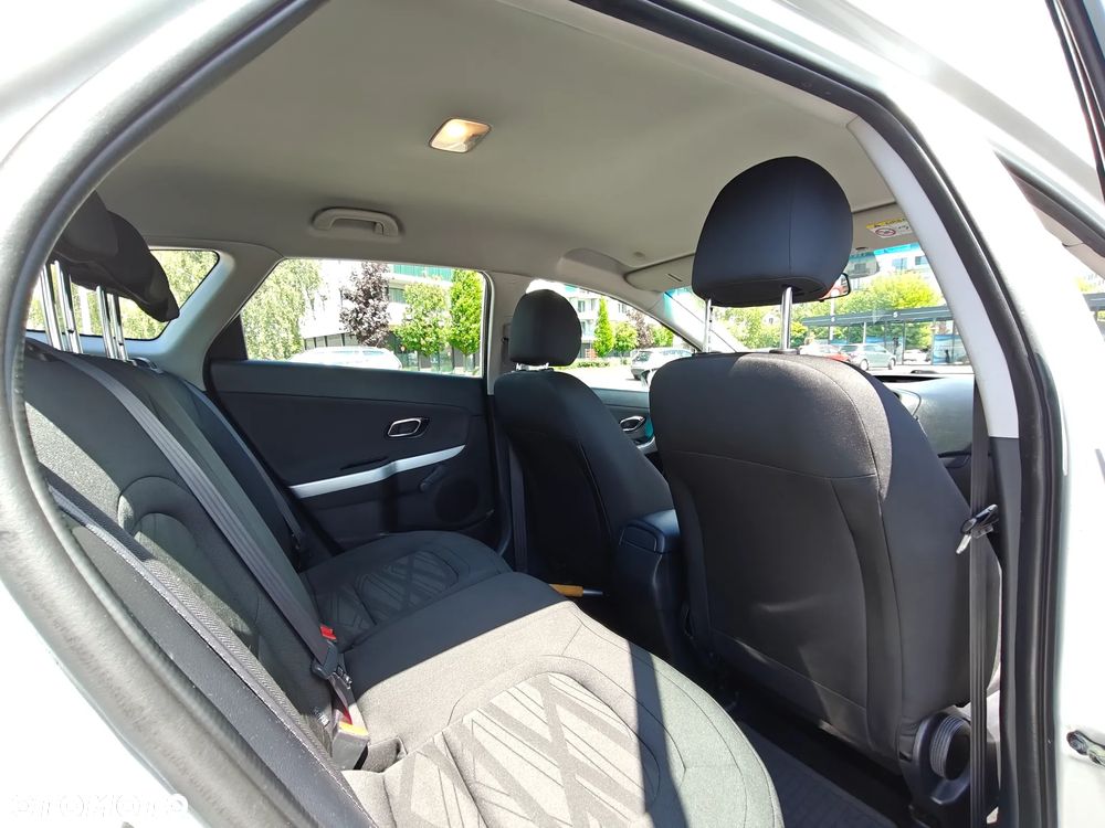 Kia Ceed 1.6 CRDi M - 9