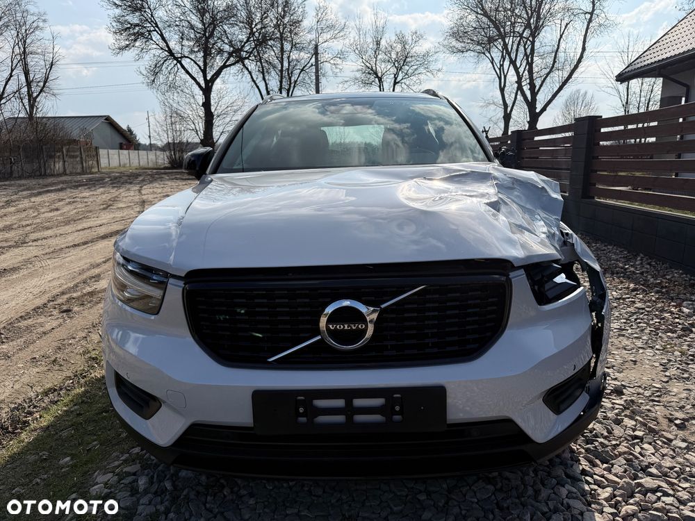 Volvo XC 40 D3 AWD Geartronic R-Design - 13
