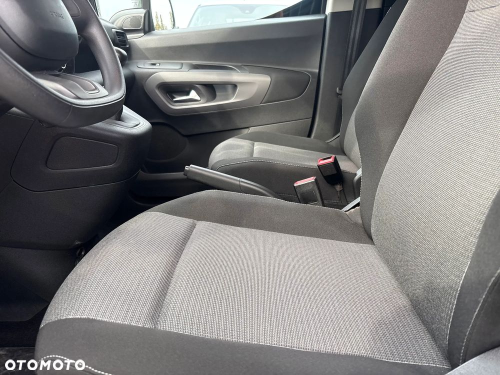 Toyota Proace City Verso 1.2 D-4T Business - 9