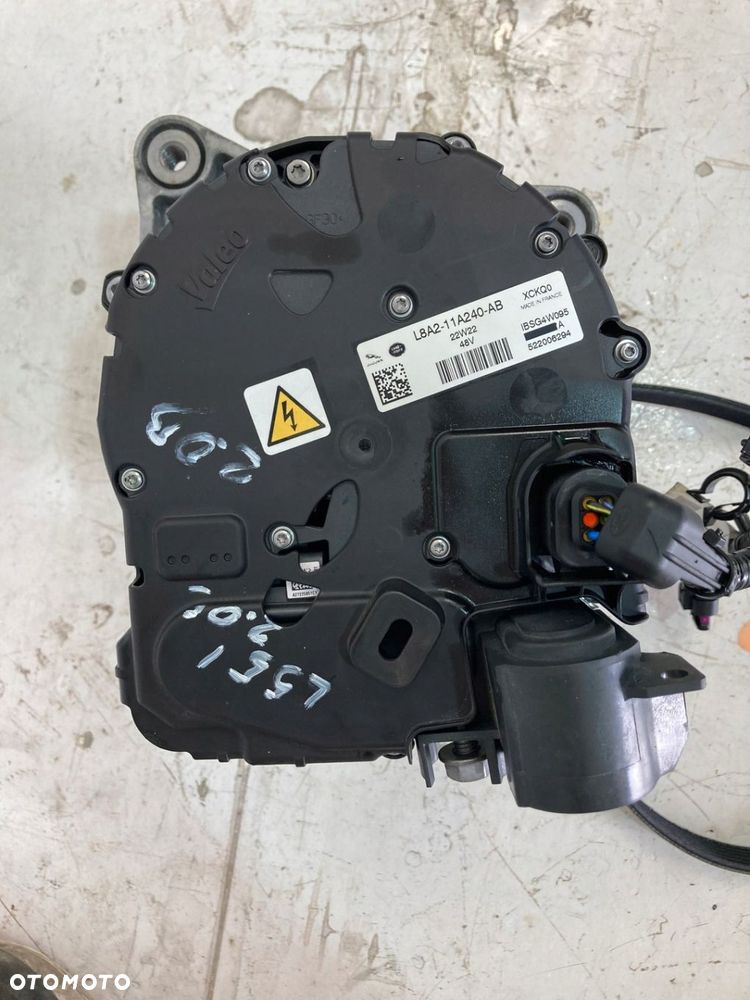 LAND ROVER RANGE ROVER EVOQUE L551 ALTERNATOR - 2