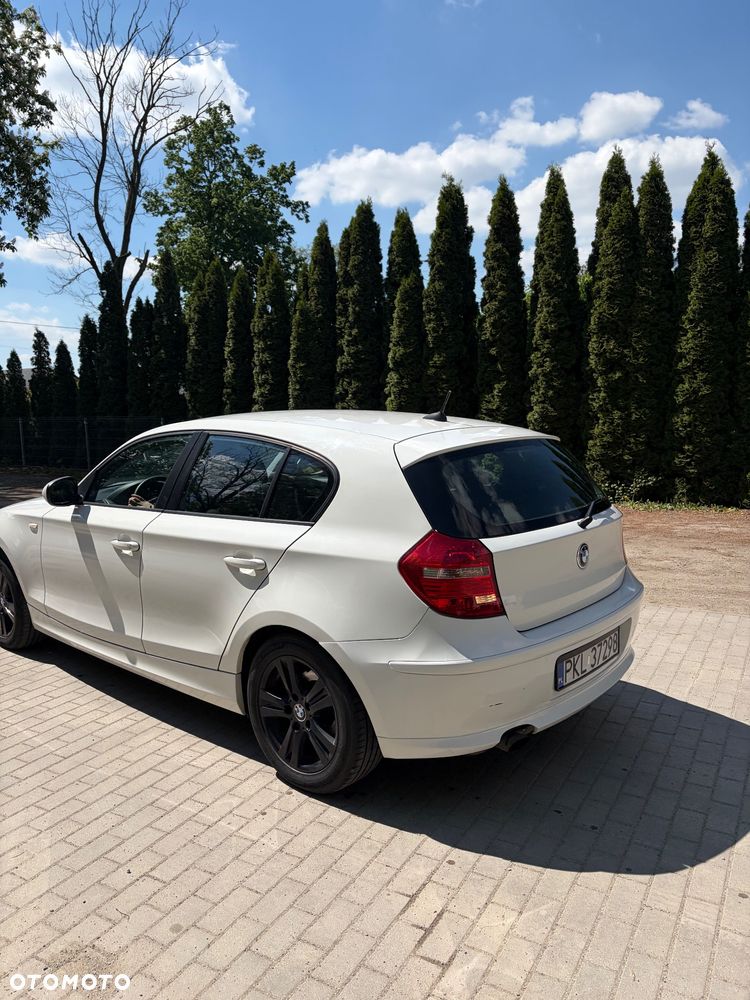 BMW Seria 1 116i - 8