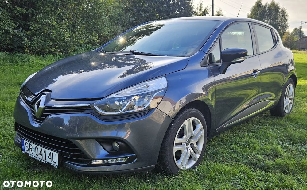 Renault Clio - 1