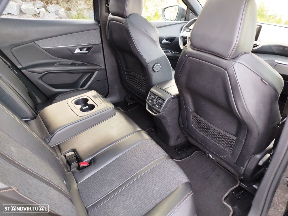 Peugeot 3008 1.2 PureTech GT Line - 31