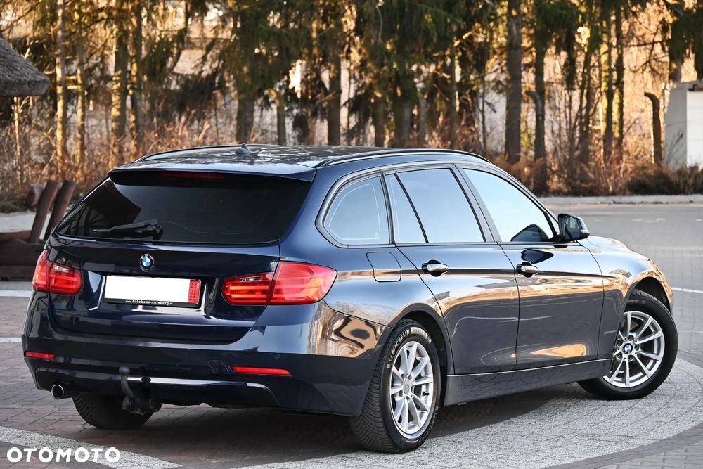 BMW Seria 3 320d Sport-Aut - 12