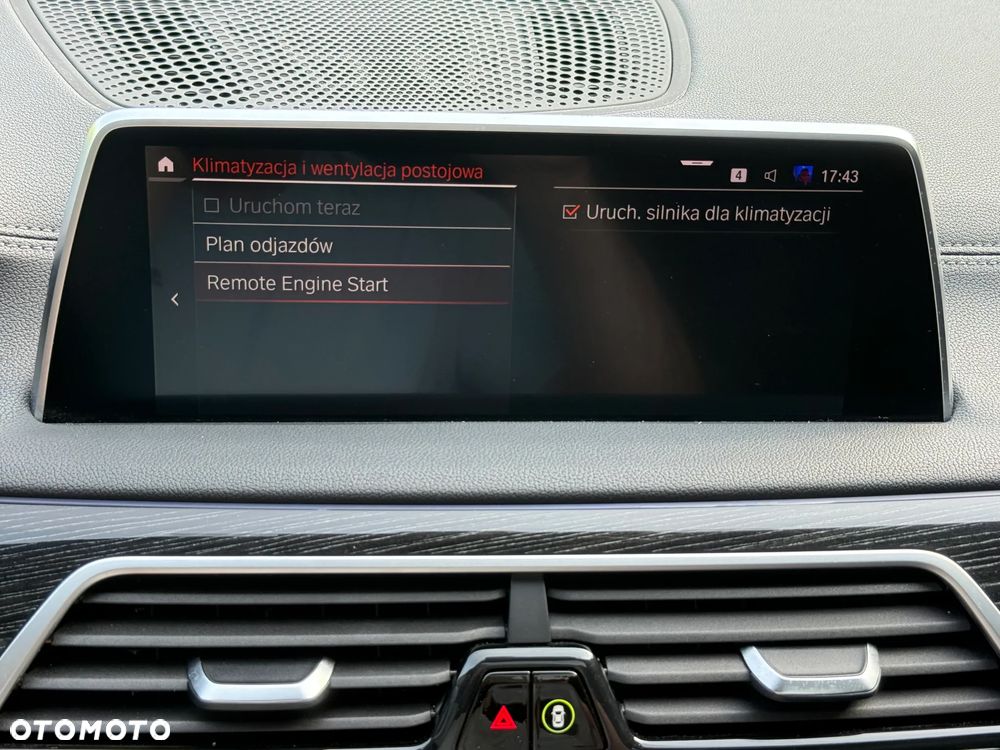 BMW Seria 7 750Li xDrive sport - 32