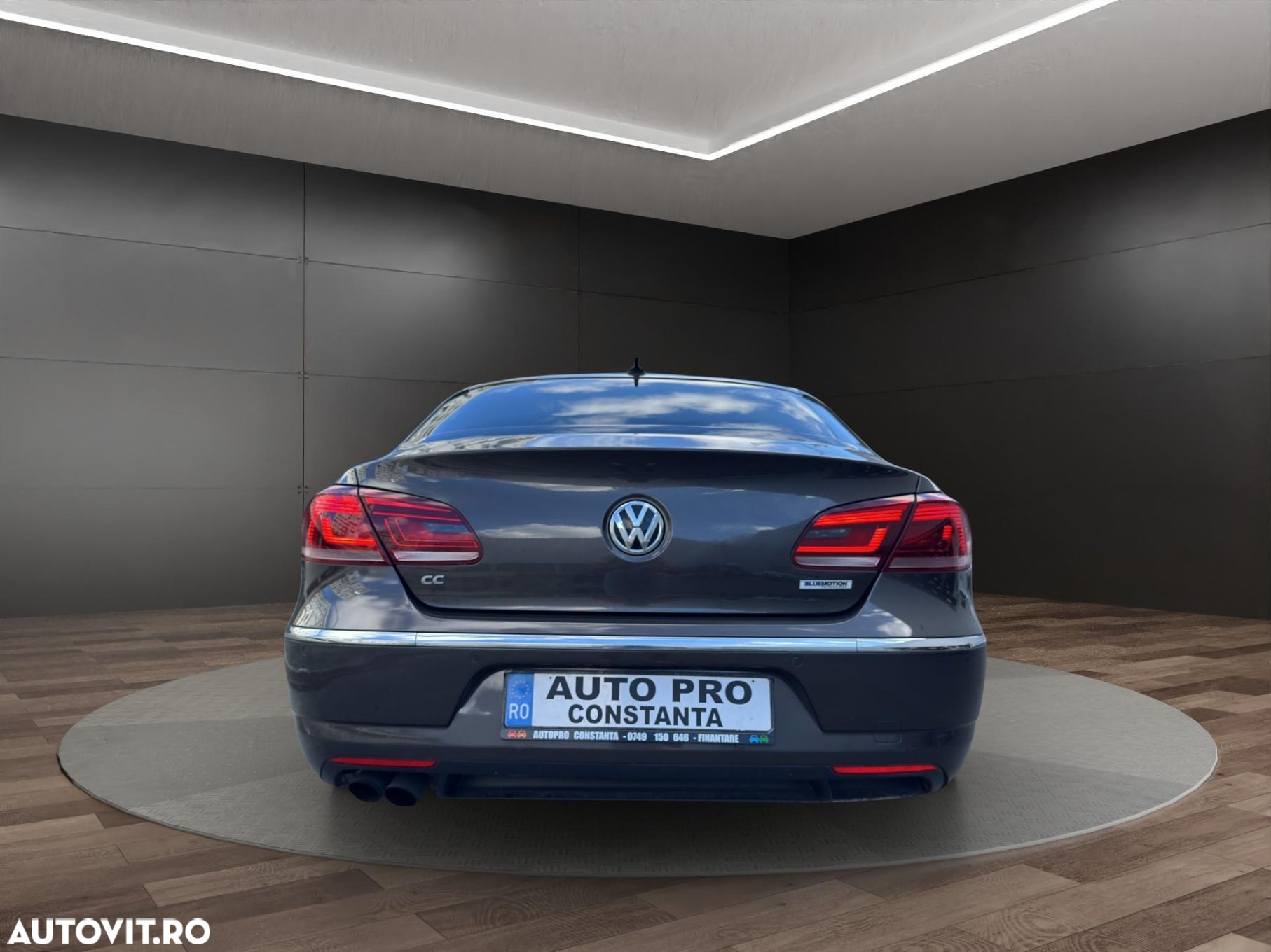 Volkswagen Passat CC - 16