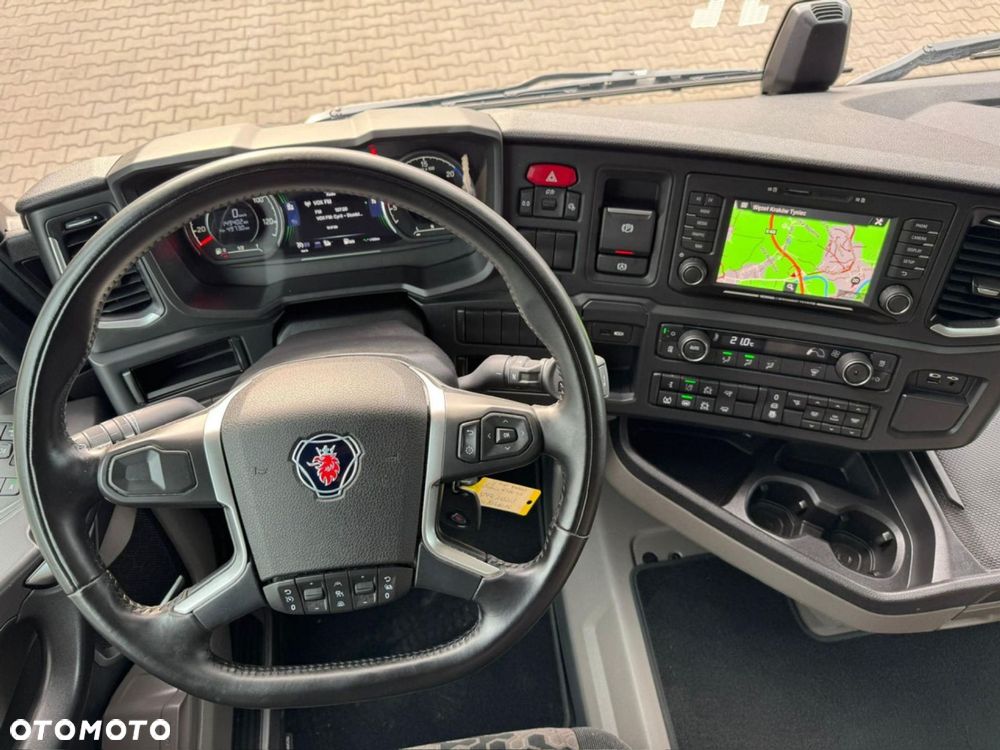 Scania R 460 A4x2NA - 21