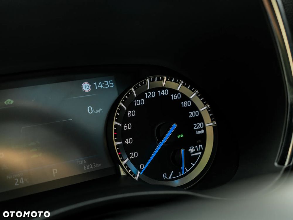 Toyota Highlander 2.5 Hybrid Executive - 23
