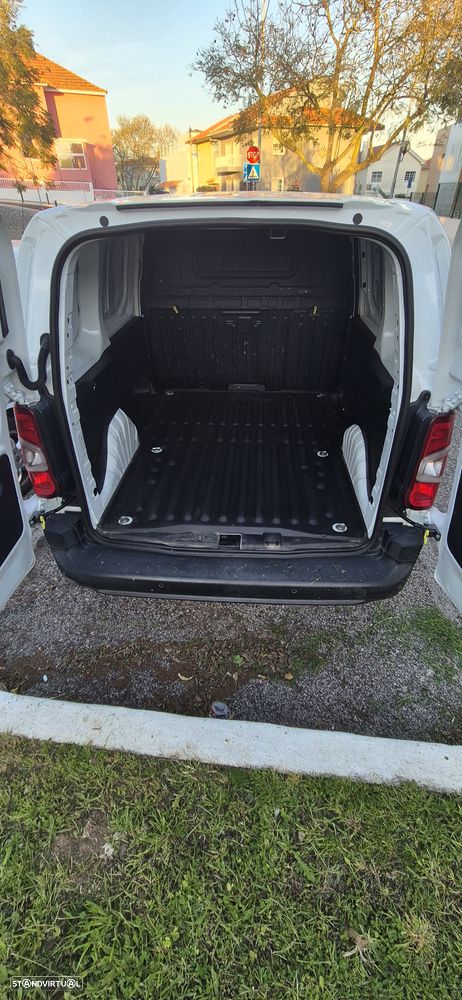 Opel COMBO - 4