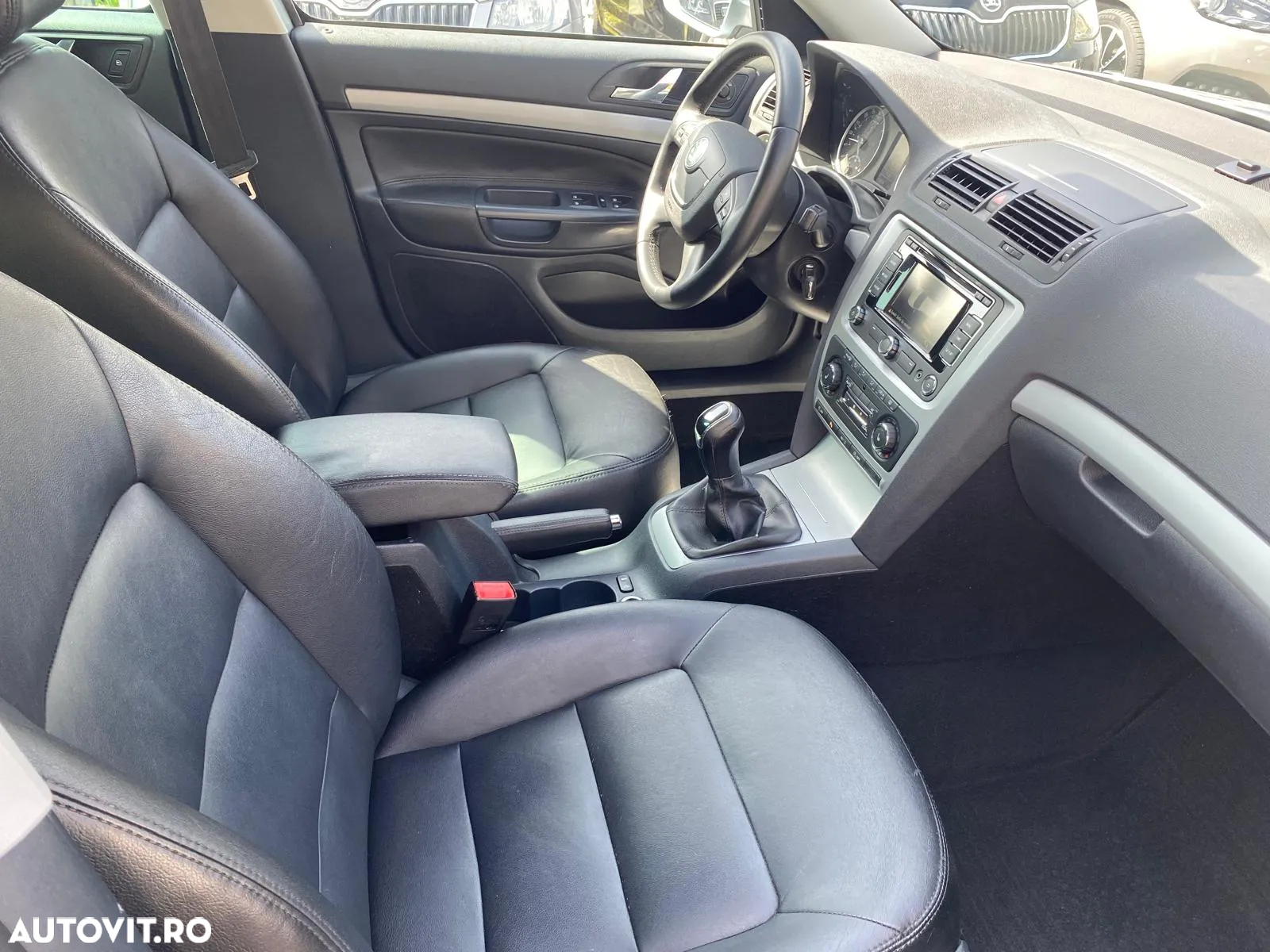 Skoda Octavia 1.6 TDI AMBITION - 13