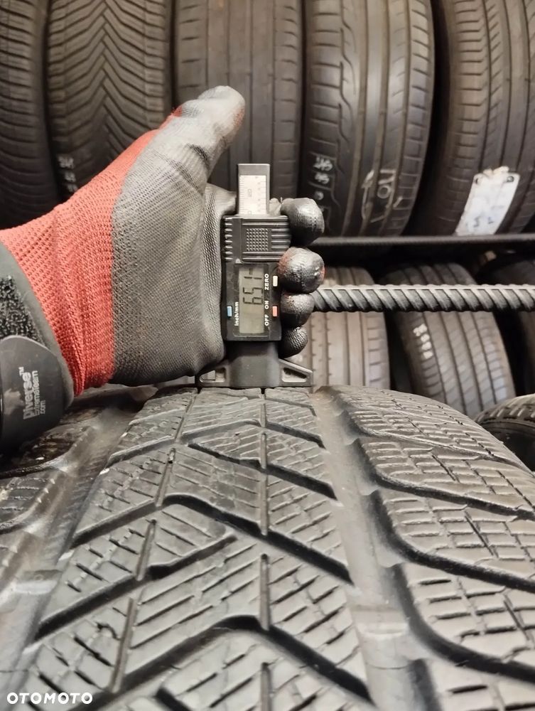 Pirelli Scorpion Winter 265 40 22 106 V (XL) 2szt - 3