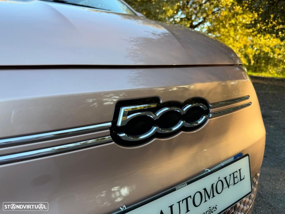 Fiat 500e 42kWh la Prima (by Bocelli) - 12