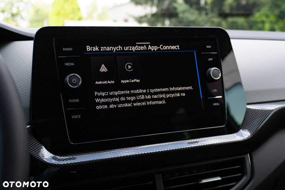 Volkswagen T-Cross - 22