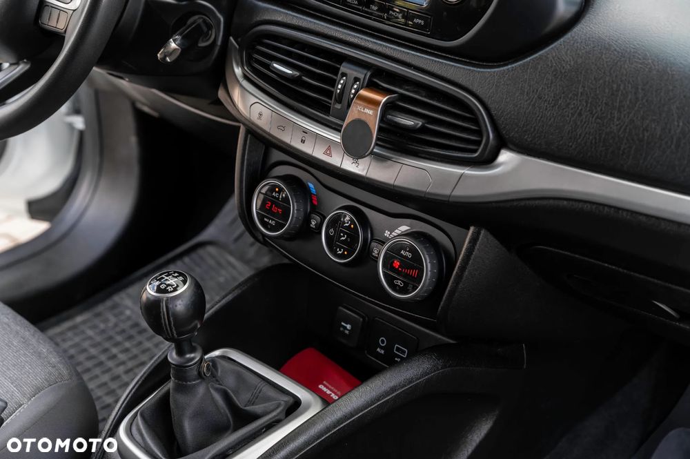 Fiat Tipo 1.4 16v Easy - 27