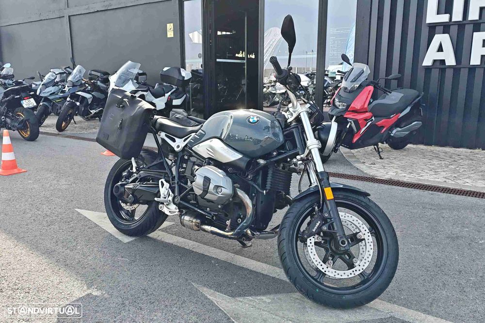 BMW R nineT - 1
