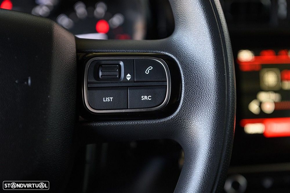 Citroën C3 1.2 PureTech Shine - 33