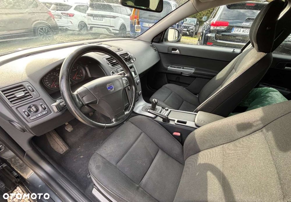 Volvo V50 - 10