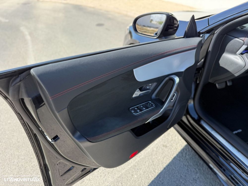 Mercedes-Benz CLA 45 AMG S Shooting Brake 4Matic+ - 19