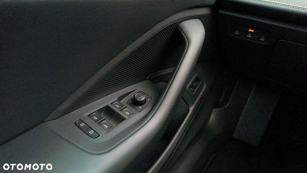 Volkswagen Passat - 38