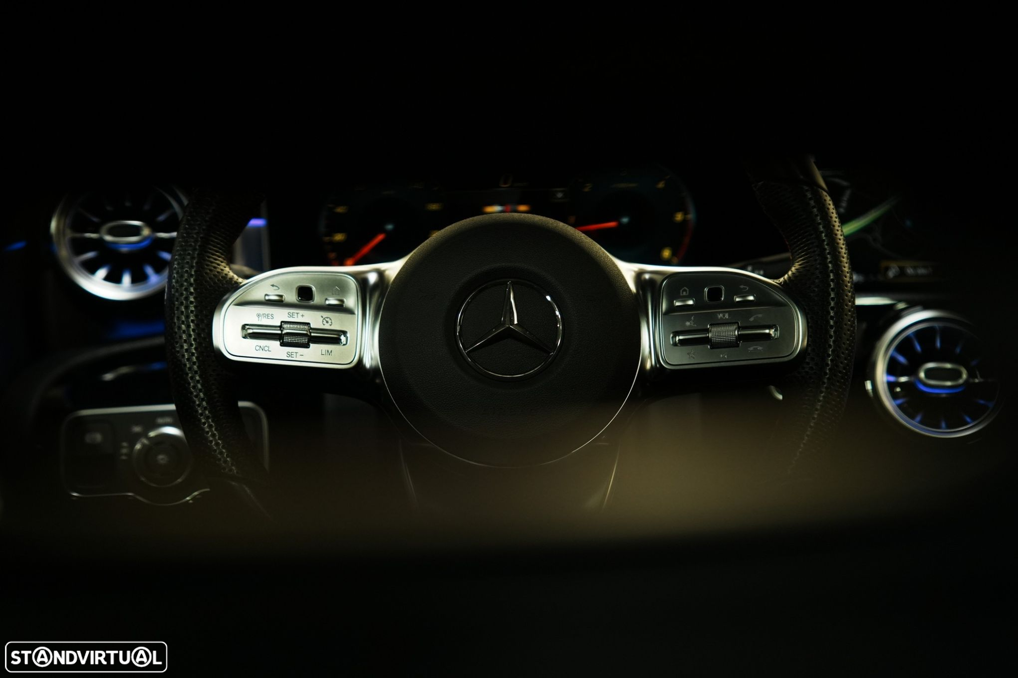 Mercedes-Benz CLA 200 d Shooting Brake AMG Line Aut. - 21