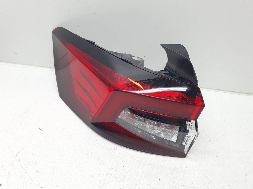LAMPA TYŁ LEWA KOMBI SKODA SUPERB IV 3P0945095 EUROPA