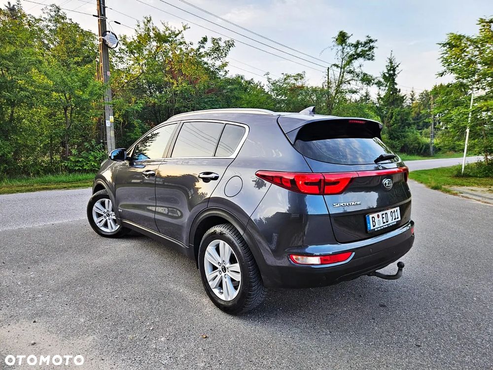 Kia Sportage 2.0 CRDI 4WD Automatik Dream-Team Edition - 11