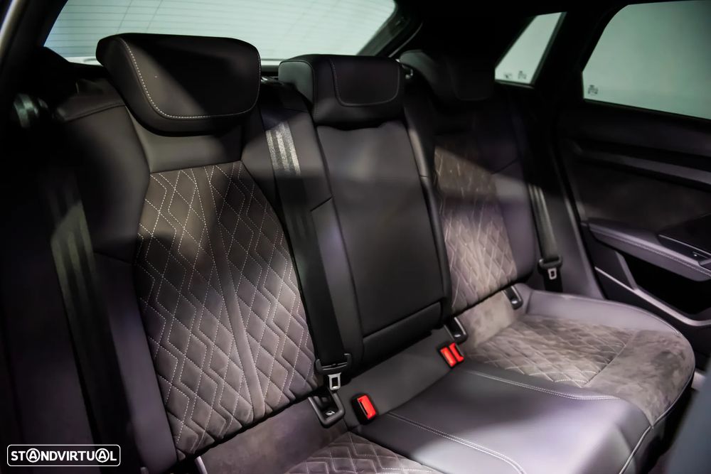 Audi A3 Sportback 45 TFSIe S tronic S line - 22