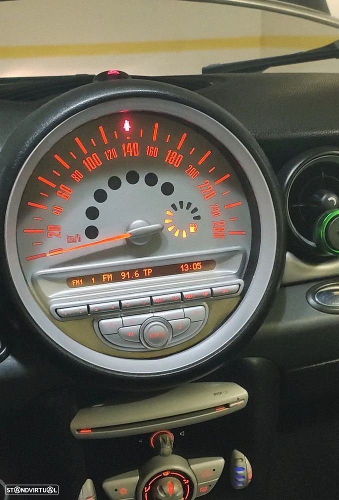 MINI 3 Portas Cooper D - 9