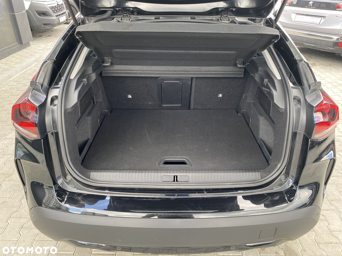 Citroën C4 1.2 PureTech Max S&S EAT8 - 20