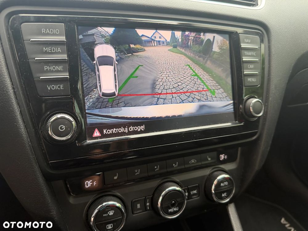 Skoda Octavia 2.0 TDI RS DSG - 38