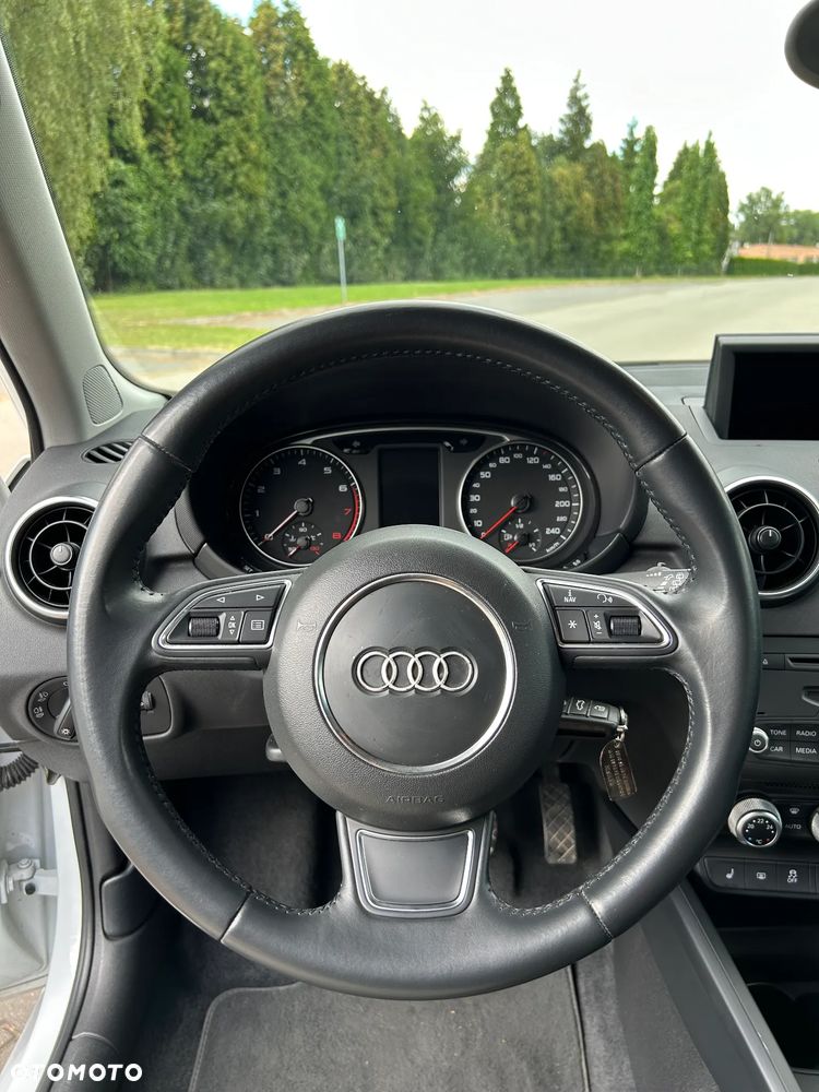 Audi A1 Sportback 1.2 TFSI Attraction - 11