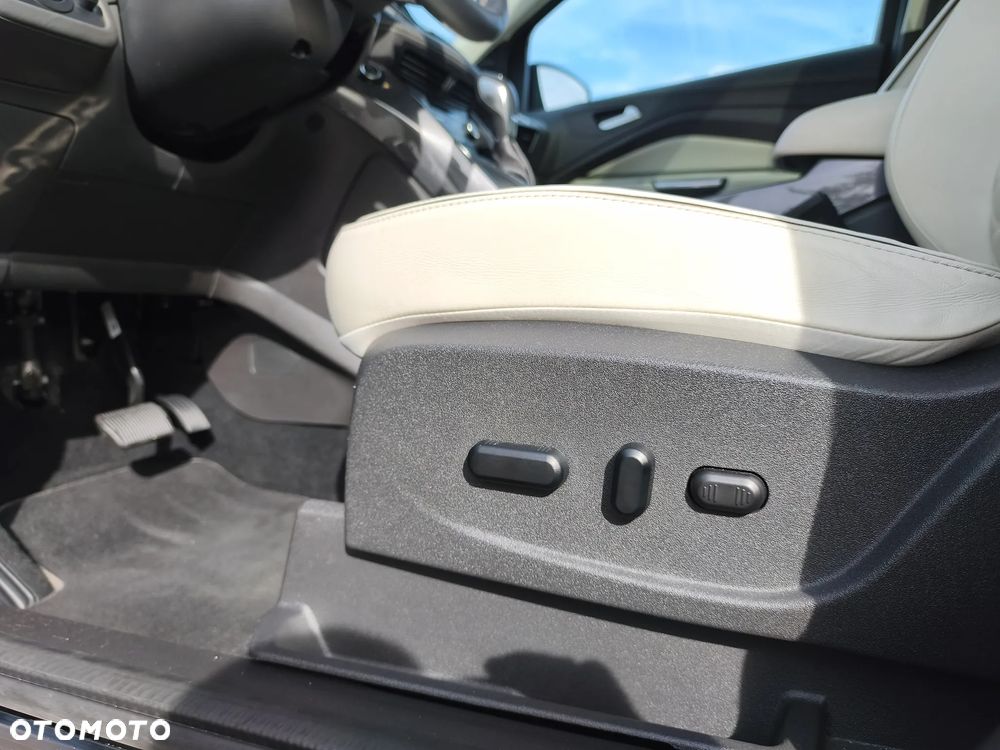Ford Kuga 1.5 EcoBoost 4x4 Vignale - 18