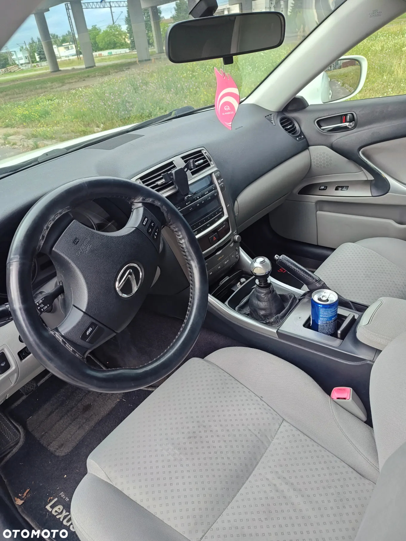 Lexus IS 220d - 9