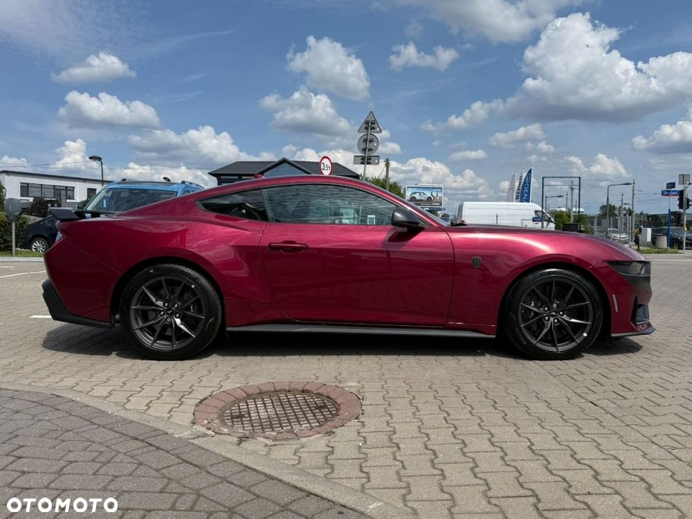 Ford Mustang - 7