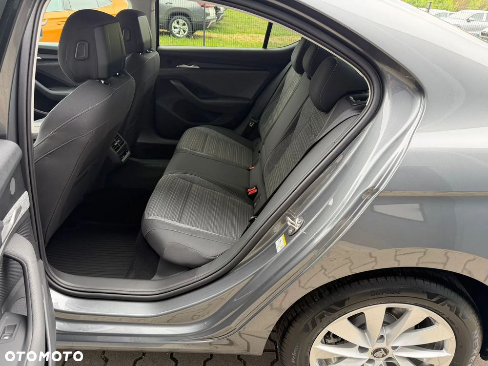 Skoda Superb 1.5 TSI mHEV Edition 130 DSG - 10