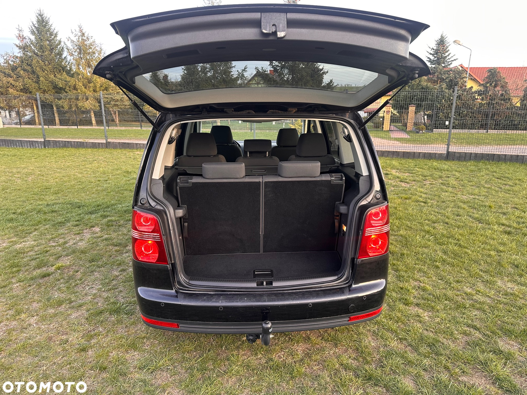 Volkswagen Touran 1.4 TSI Highline Perfectline DSG - 13